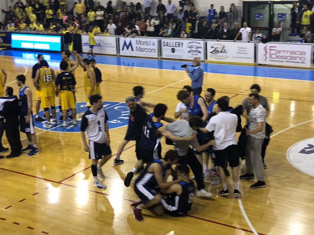 5b8644a4-b2ef-46a5-8688-038e136ba9f4