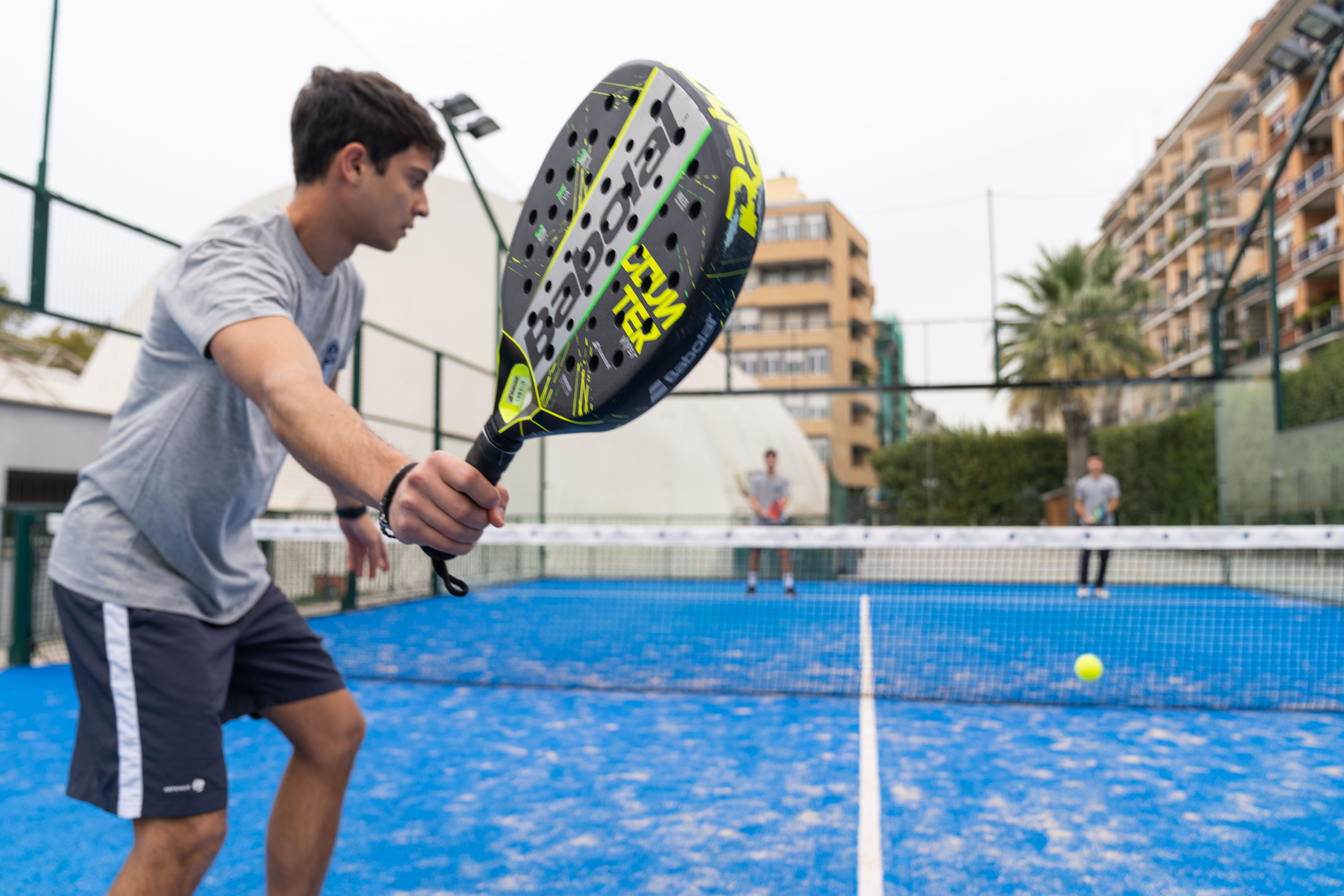 Padel, rete, racchetta