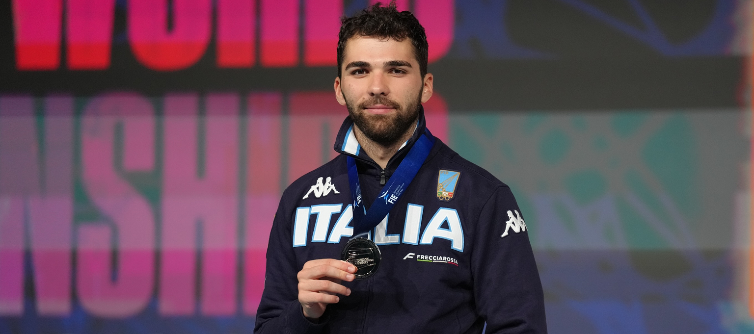 Trionfo mondiale per Filippo Macchi: dalle emozioni d’argento all’oro epico nel fioretto a squadre
